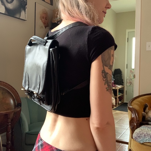 Convertible Mini-backpack and Crossbody purse with adjustable straps and clips. - Picture 2 of 9